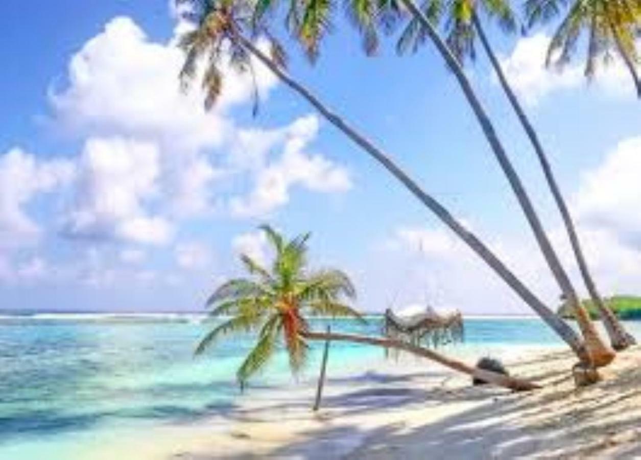 ホテル Santa Rosa Maldives スルスドゥー エクステリア 写真