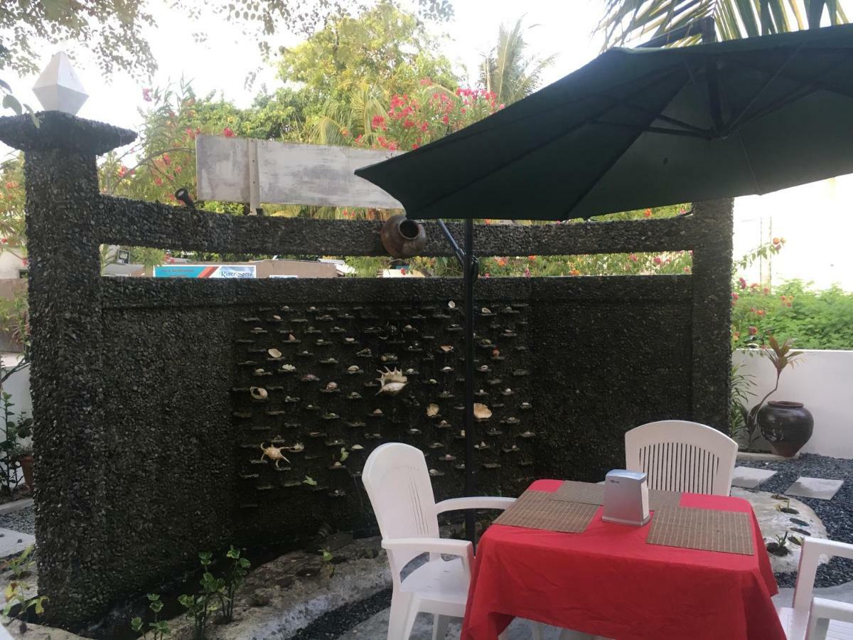 ホテル Santa Rosa Maldives スルスドゥー エクステリア 写真