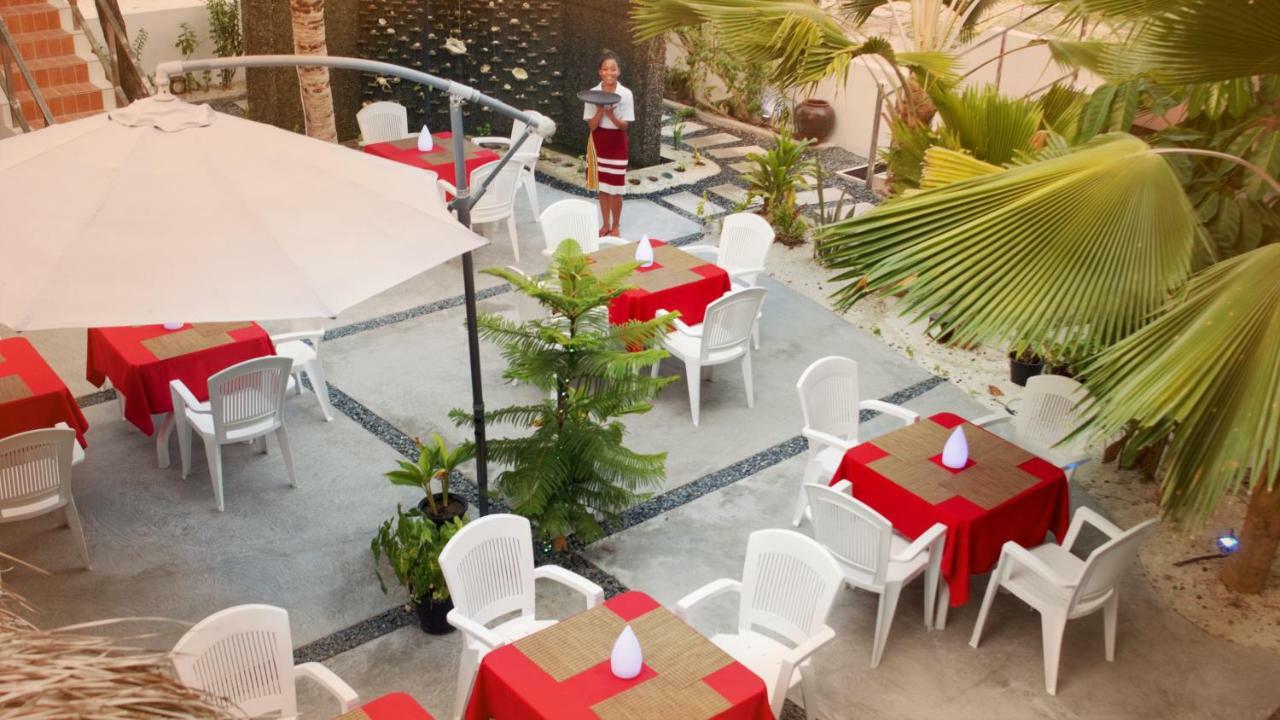 ホテル Santa Rosa Maldives スルスドゥー エクステリア 写真