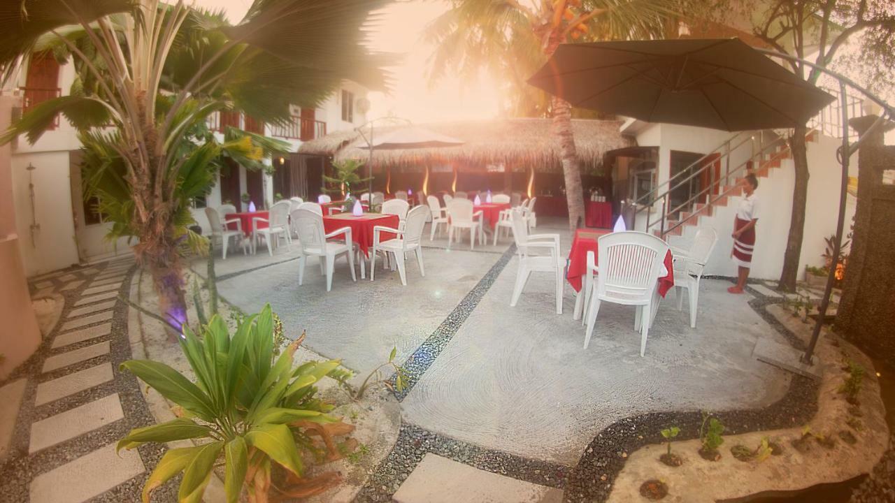ホテル Santa Rosa Maldives スルスドゥー エクステリア 写真