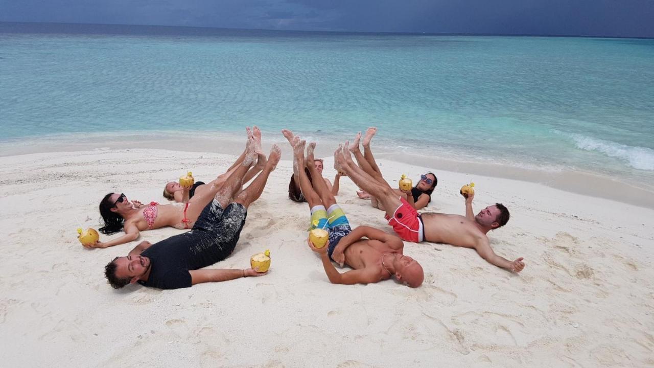 ホテル Santa Rosa Maldives スルスドゥー エクステリア 写真